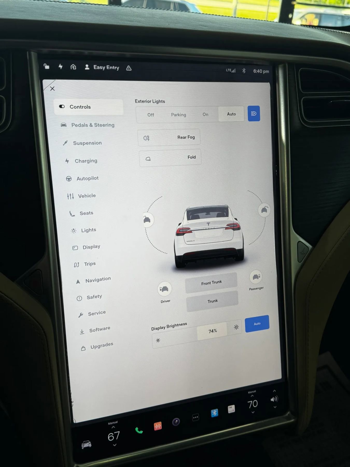 Used 2016 Tesla Model X 90D AWD/4WD image 32