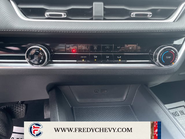 Used 2025 Chevrolet Equinox LT w/ Midnight Edition AWD/4WD image 18