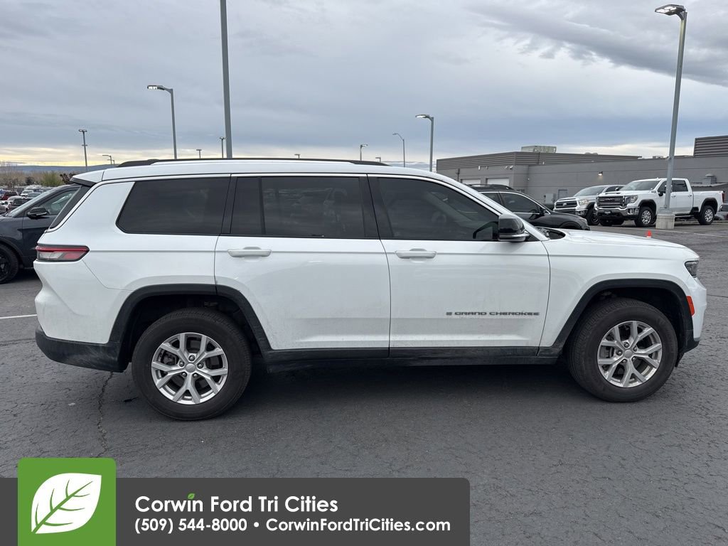 Used 2023 Jeep Grand Cherokee L Limited image 9