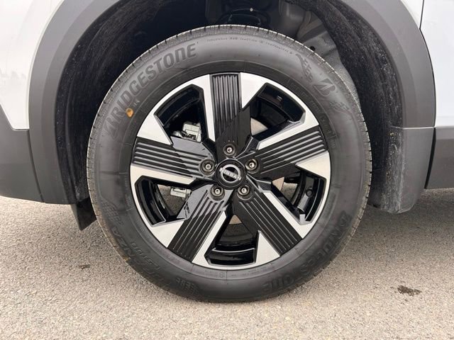 New 2026 Nissan Kicks SV w/ SV Premium Package image 10