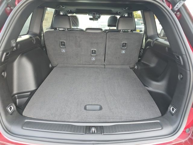 New 2025 Jeep Grand Cherokee Altitude image 23