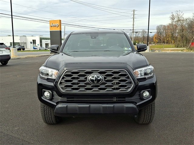 Used 2022 Toyota Tacoma TRD Off-Road image 5
