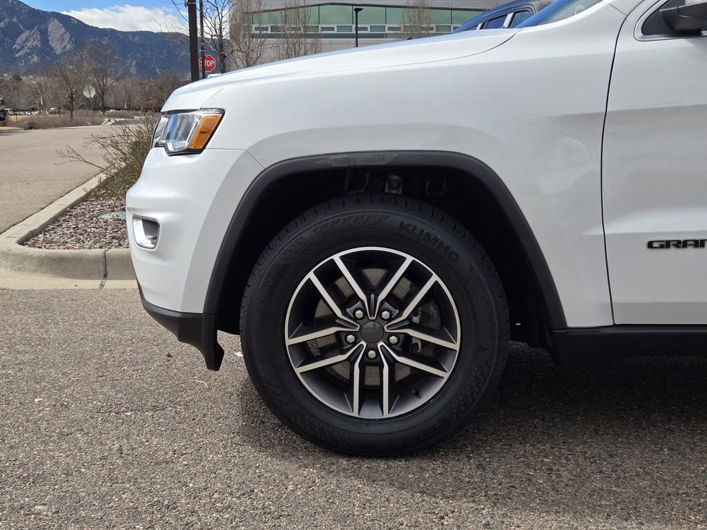 Used 2021 Jeep Grand Cherokee Limited image 6