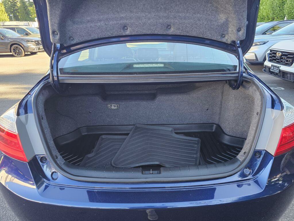 Used 2014 Honda Accord EX-L image 18