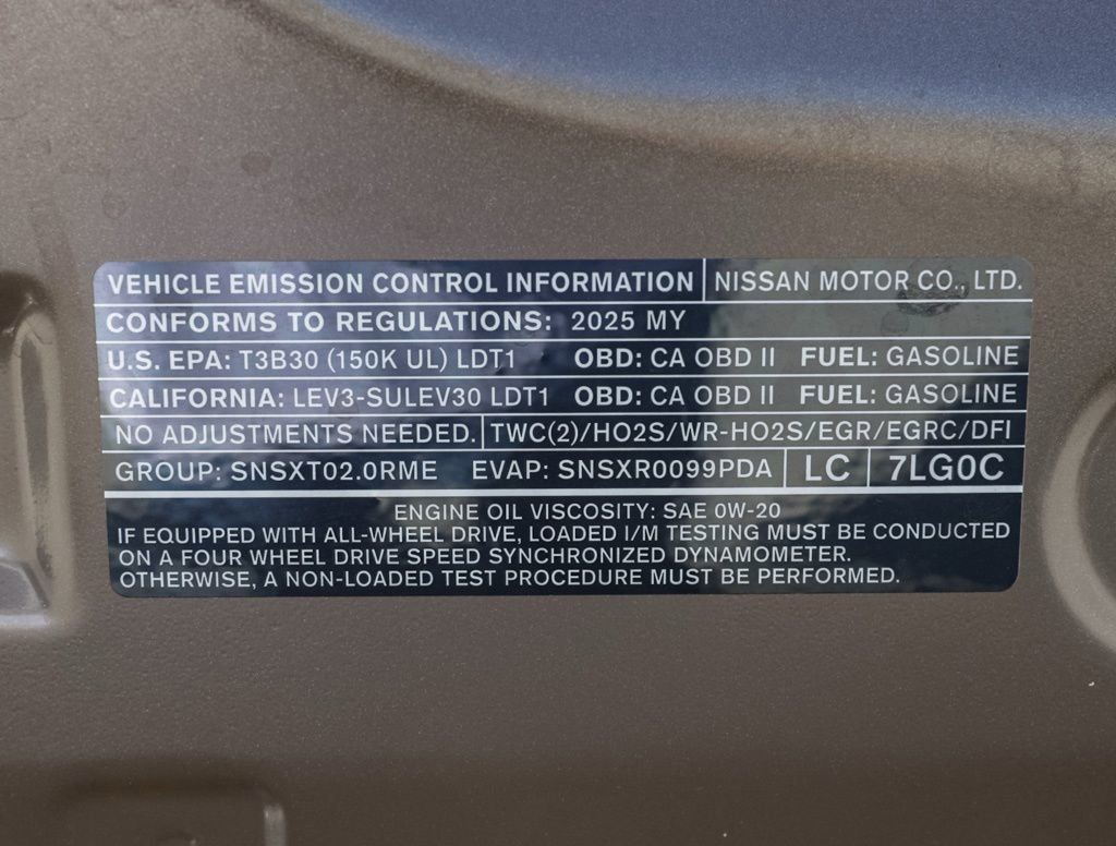 Used 2025 Nissan Kicks SV FWD image 32