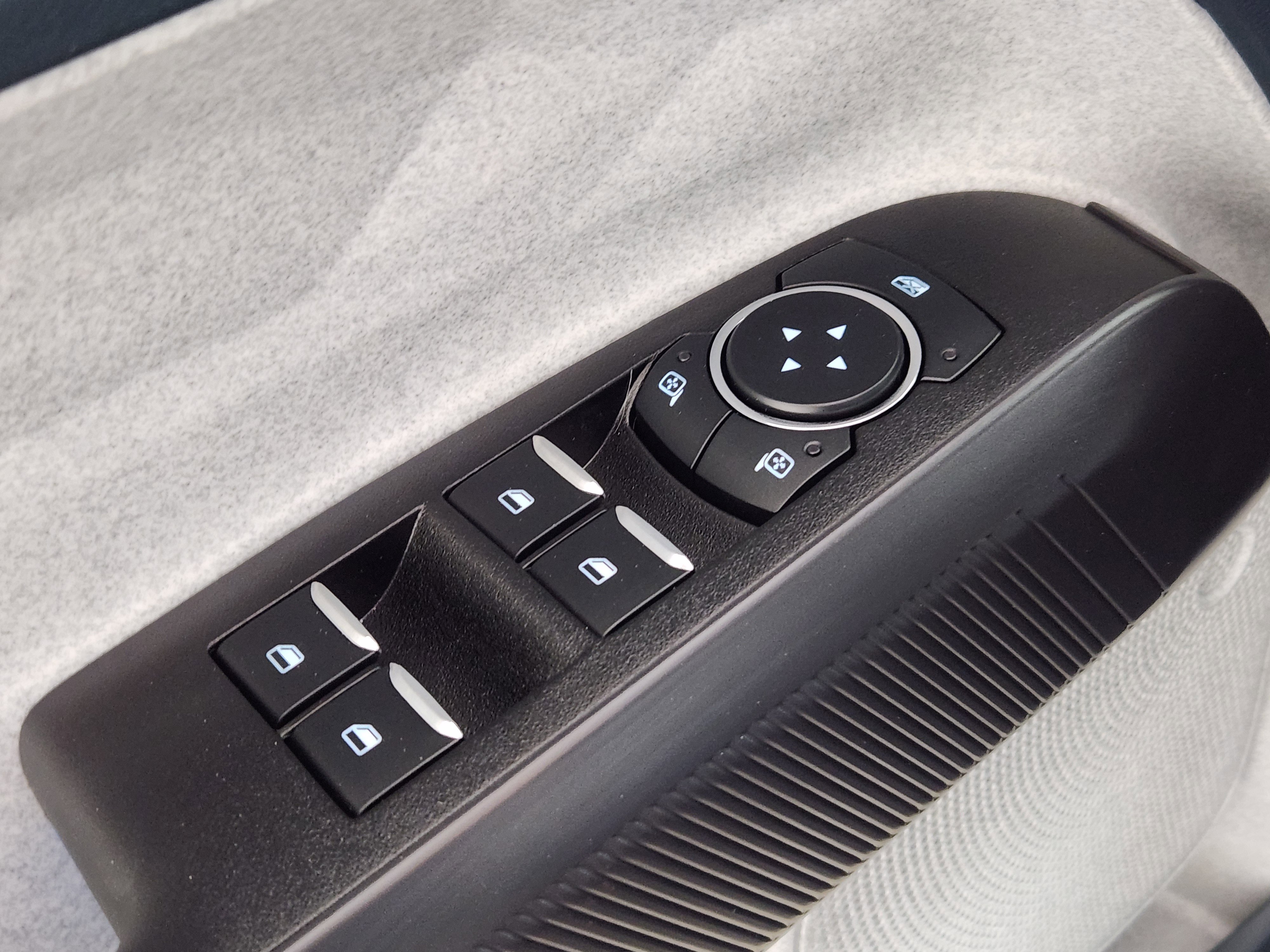 New 2026 Ford Maverick XLT w/ Equipment Group 301A image 18