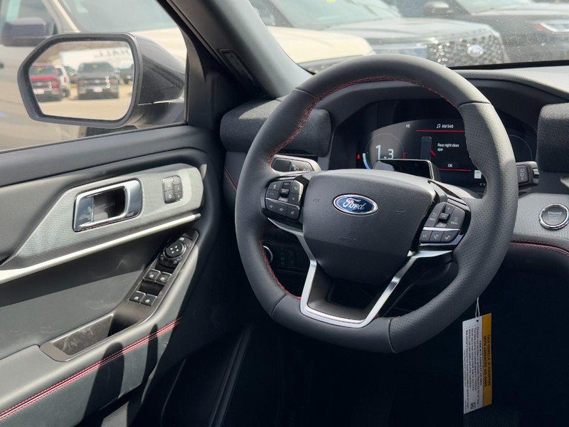 New 2026 Ford Explorer ST-Line w/ ST-Line Street Pack AWD/4WD image 6
