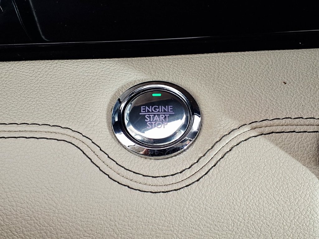 Used 2021 Lincoln Navigator Reserve w/ Luxury Package RWD image 18