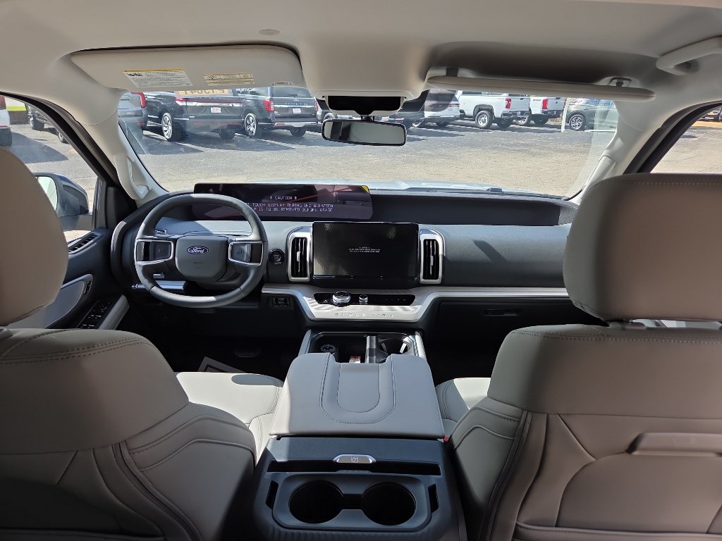New 2026 Ford Expedition Active RWD image 18