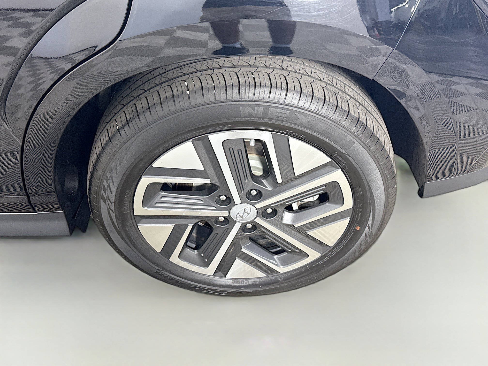 Used 2023 Hyundai Kona SE w/ Cargo Package image 37