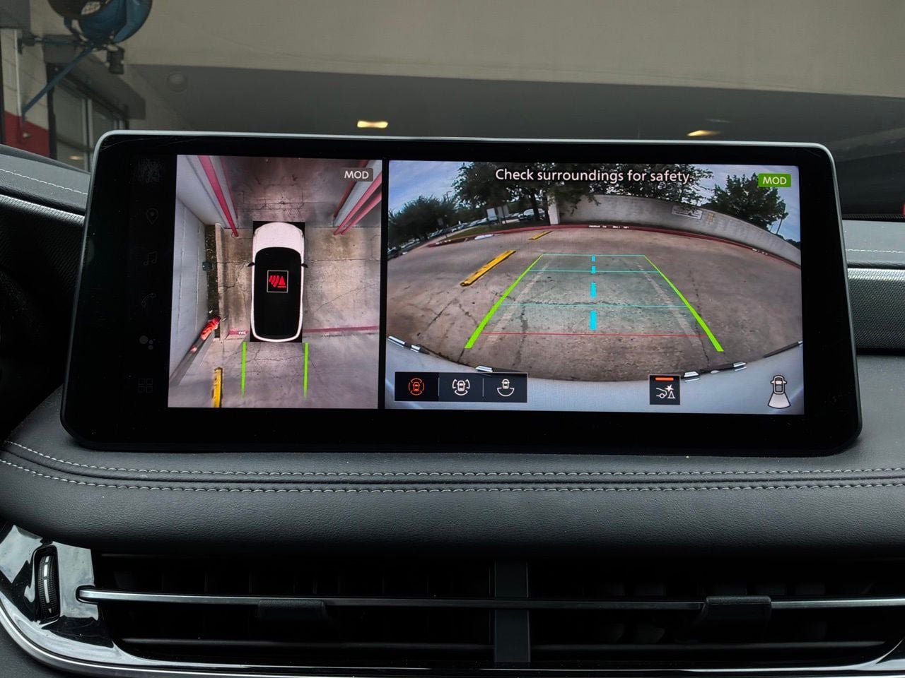 Used 2026 INFINITI QX60 Luxe FWD image 41