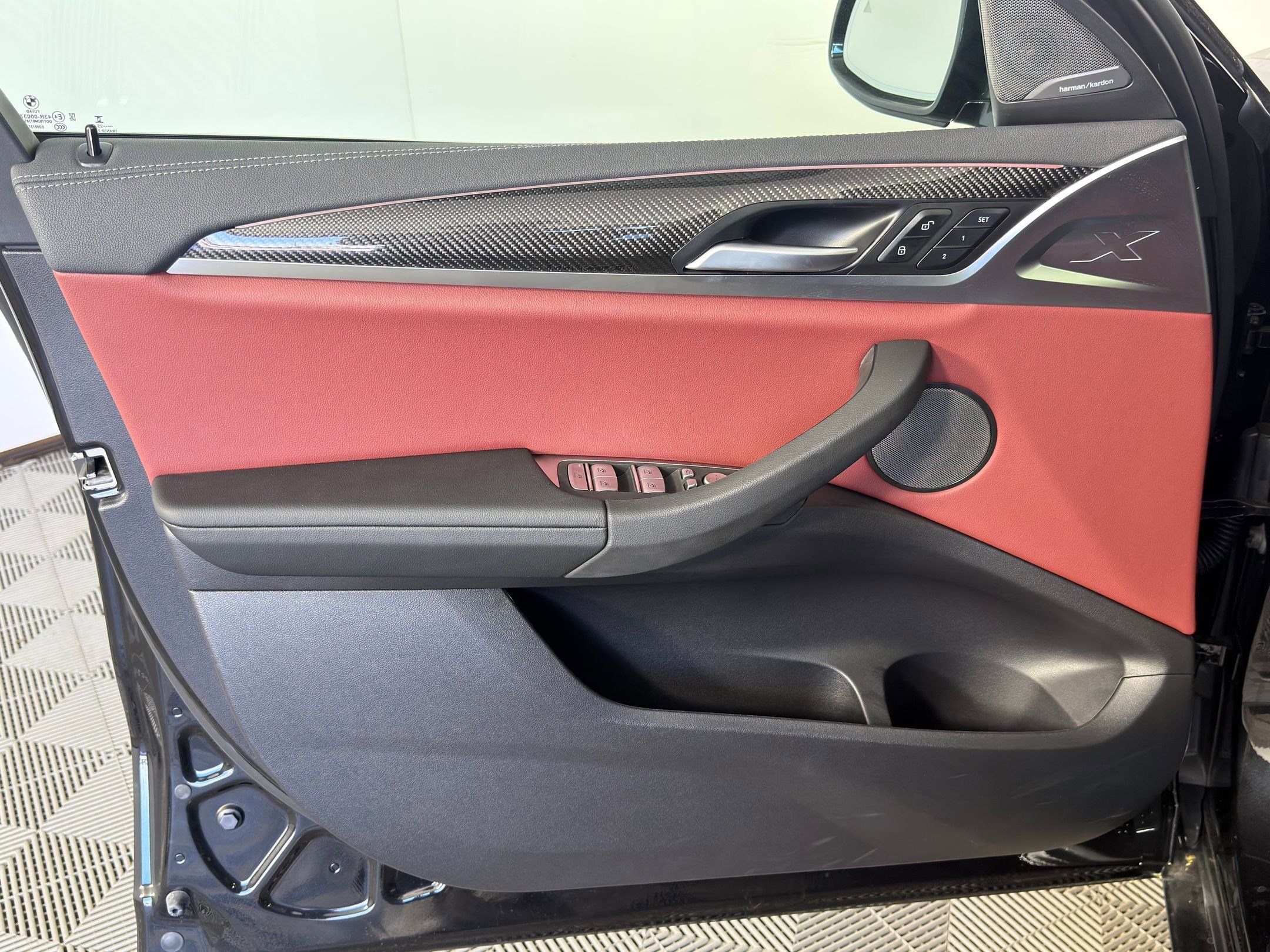 New 2025 BMW X4 M40i w/ Premium Package image 12