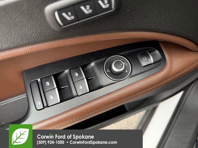 Used 2018 Alfa Romeo Stelvio AWD image 22