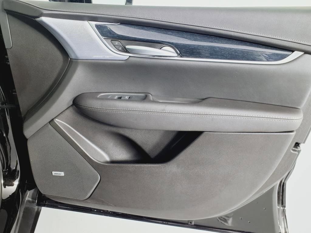 Certified 2025 Cadillac XT5 Premium Luxury image 22