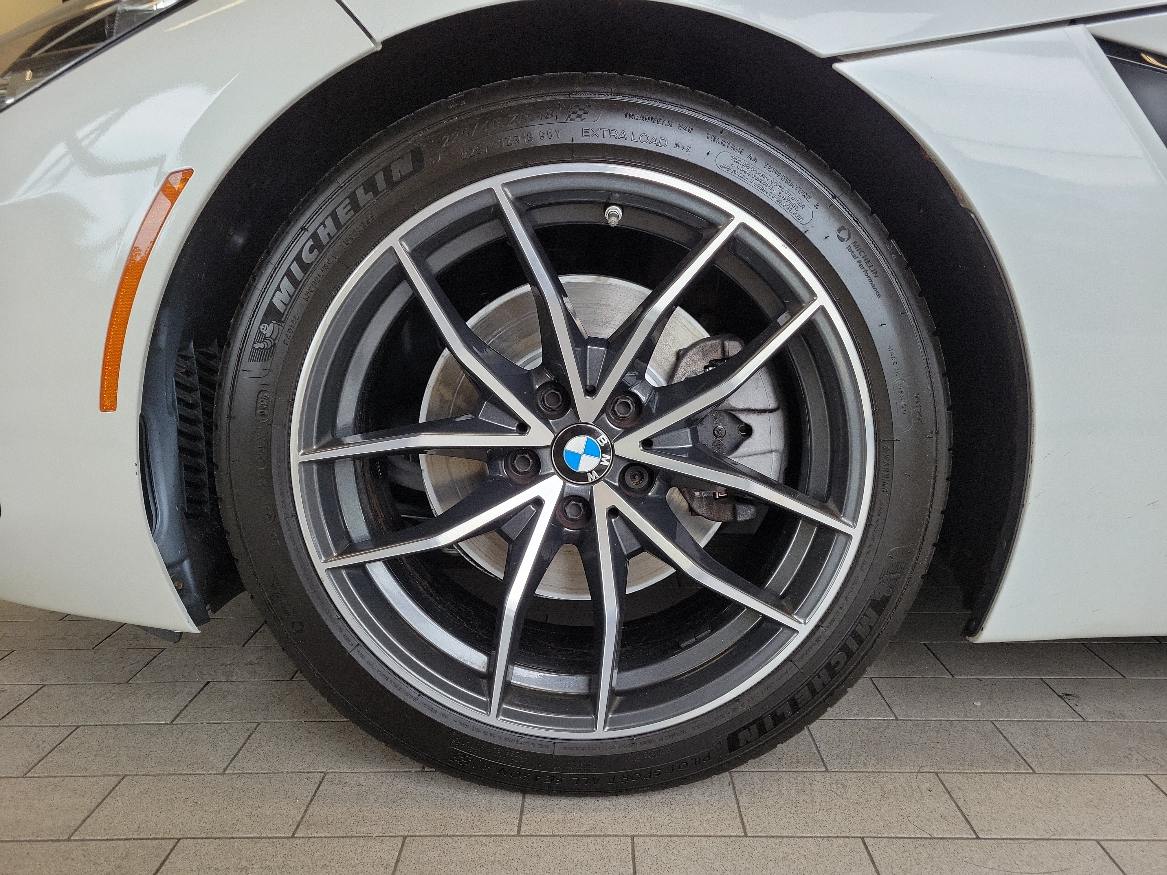 Used 2022 BMW Z4 sDrive30i w/ Driving Assistance Package RWD image 12