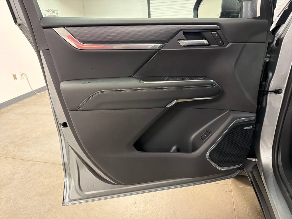 New 2026 GMC Acadia Elevation w/ Black Edition FWD image 21