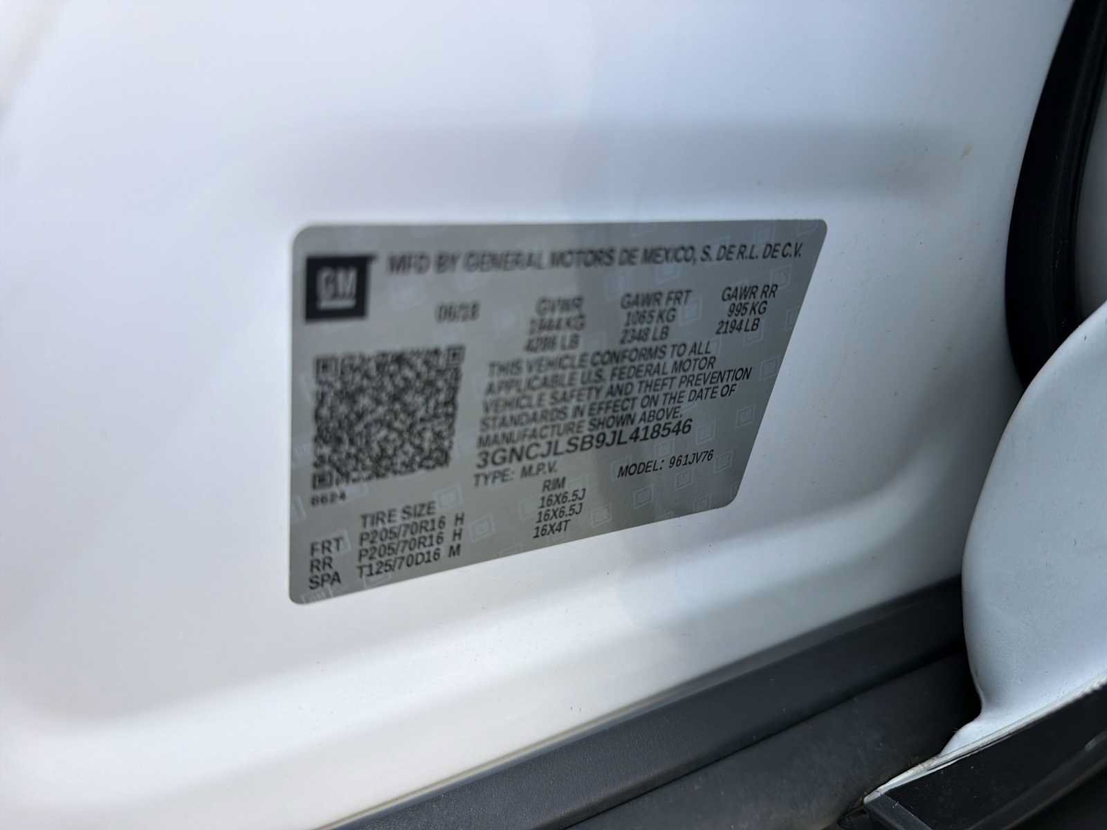 Used 2018 Chevrolet Trax LT w/ LPO, Protection Package FWD image 30