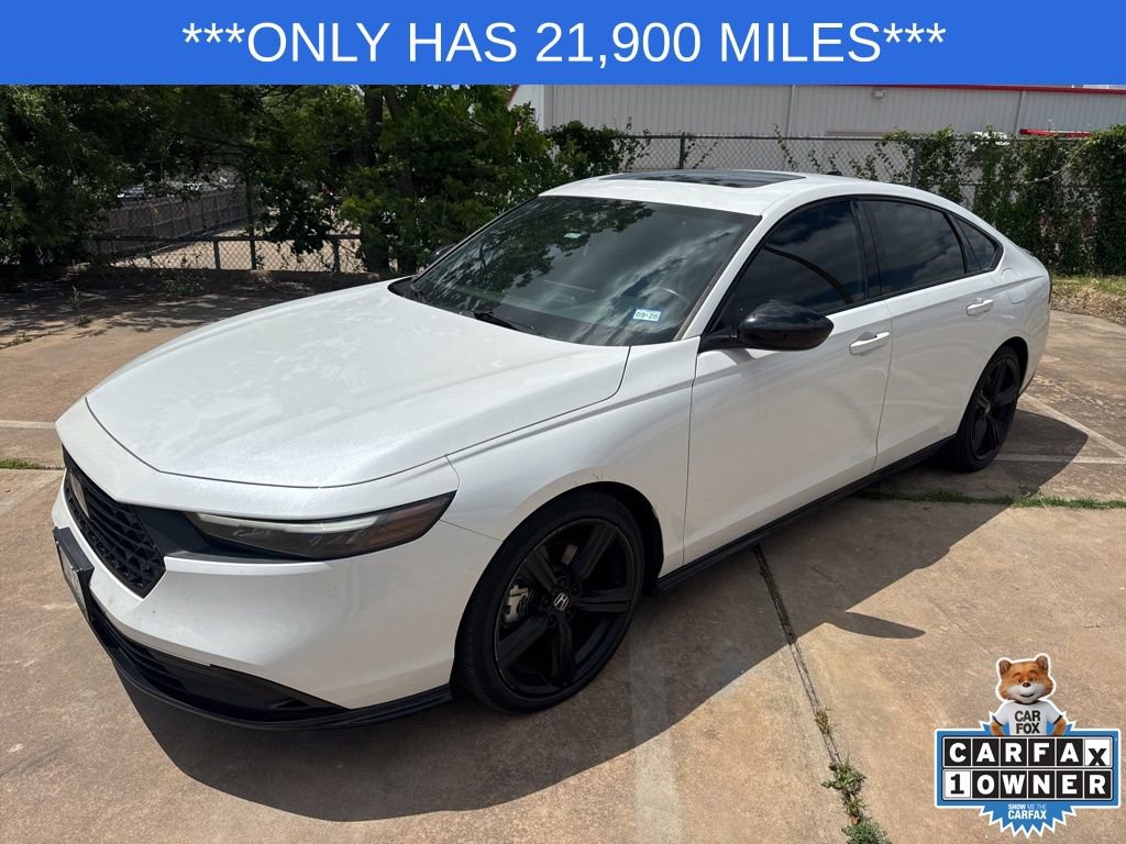 Used 2023 Honda Accord Sport image 1
