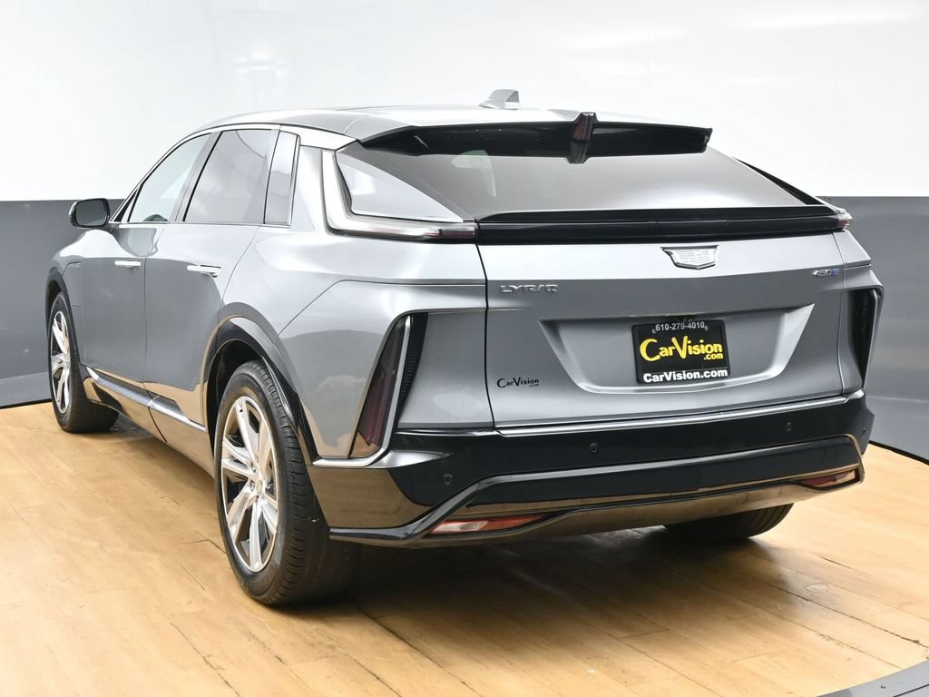 Used 2024 Cadillac Lyriq Tech RWD image 7
