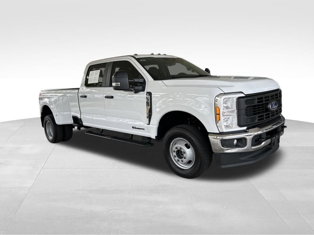 Used 2024 Ford F350 XL w/ 360-Degree Camera Package image 2