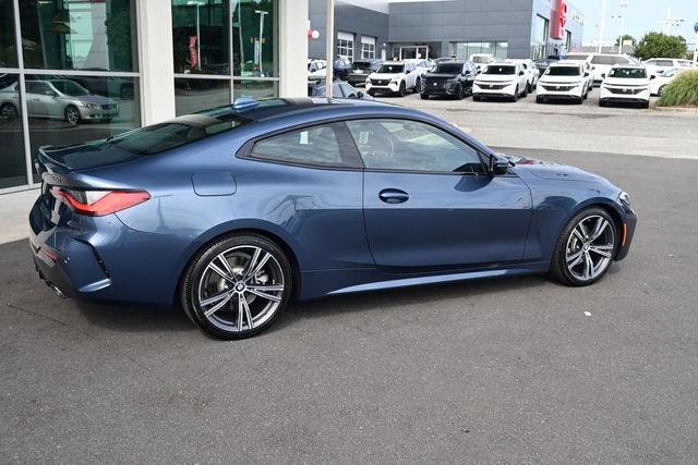 Used 2022 BMW 430i Coupe w/ M Sport Package RWD image 11