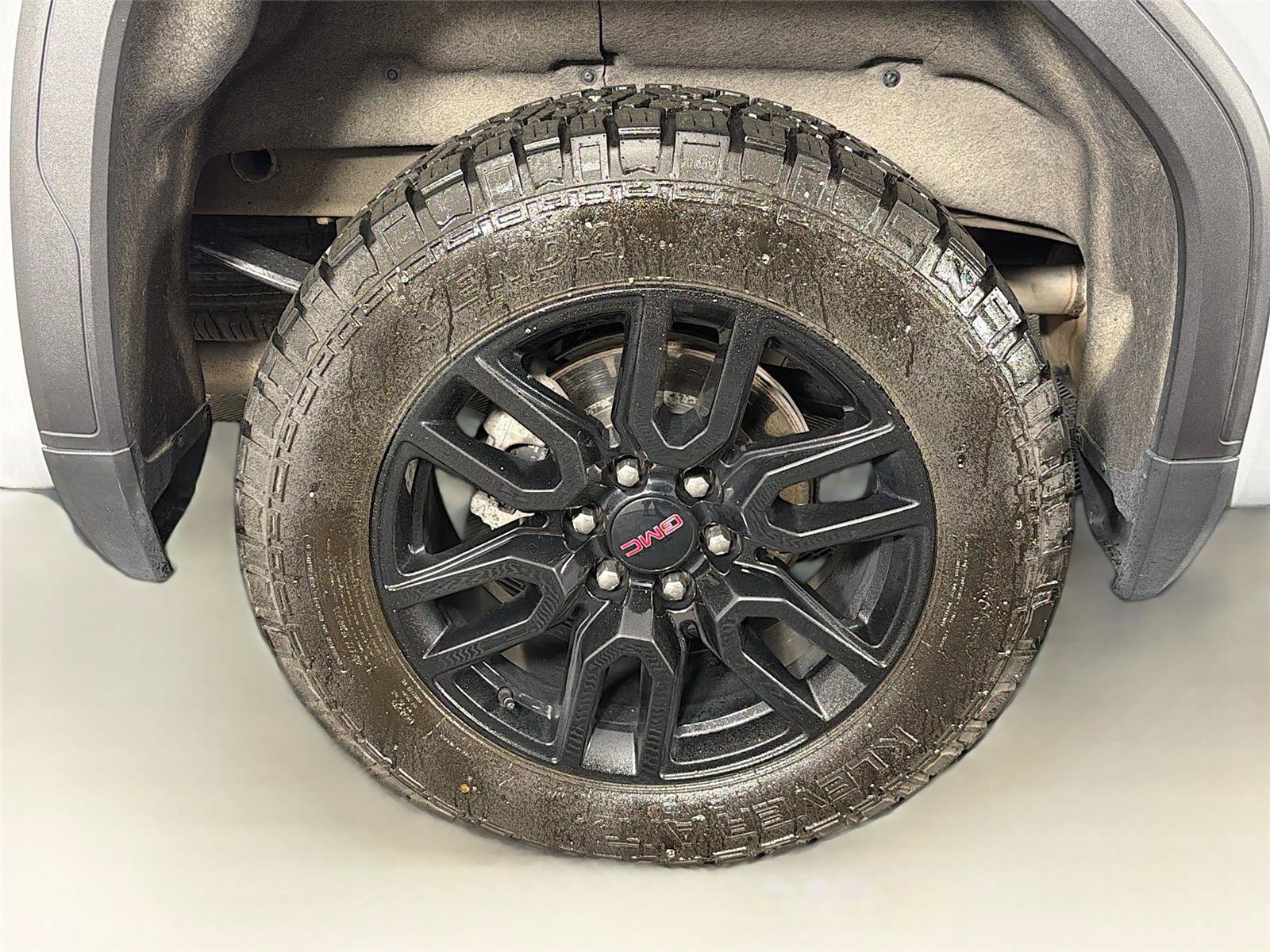 Used 2024 GMC Sierra 1500 Elevation w/ X31 Off-Road Package AWD/4WD image 35