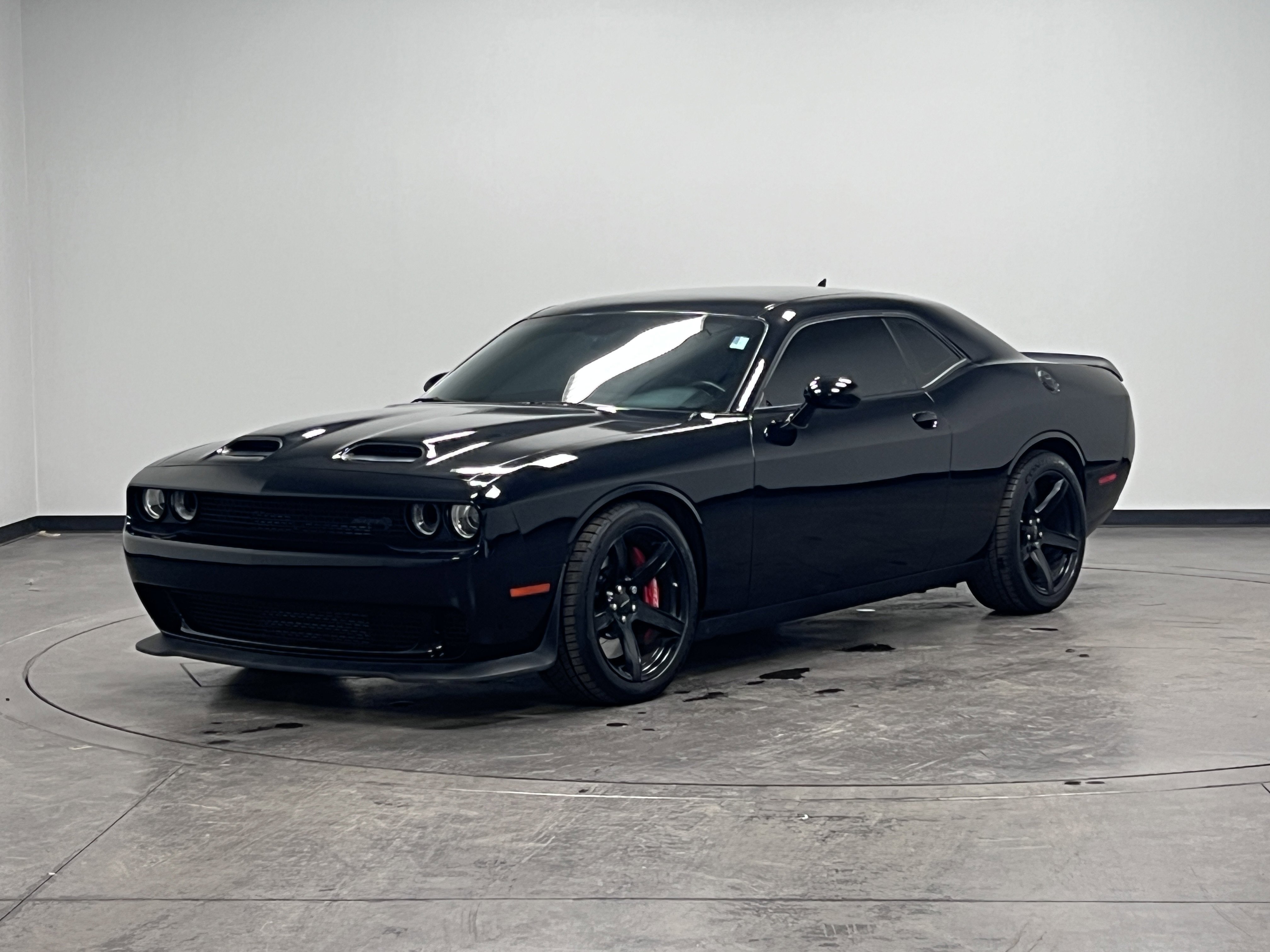 Used 2022 Dodge Challenger SRT Hellcat Redeye image 4