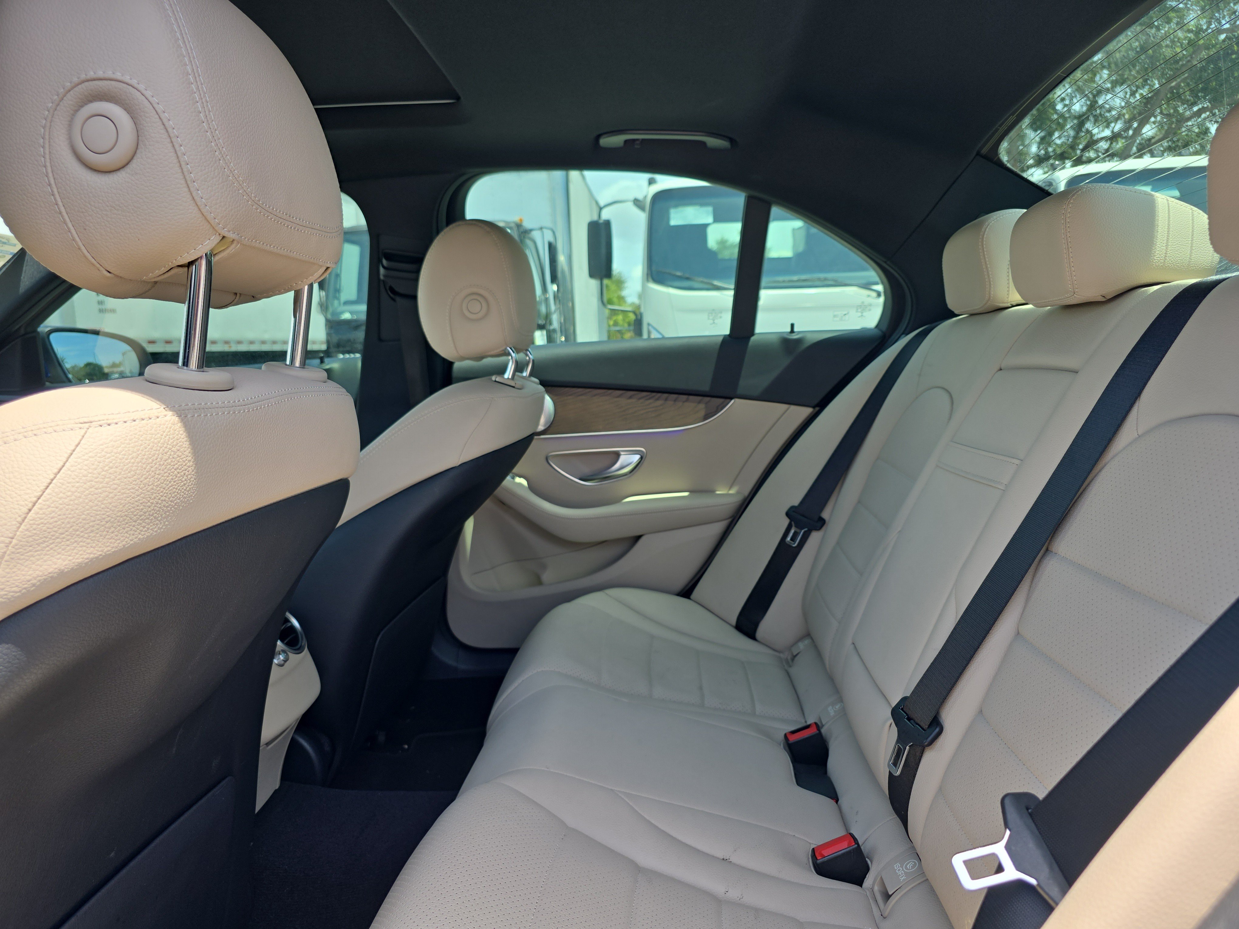 Used 2020 Mercedes-Benz C 300 Sedan image 14