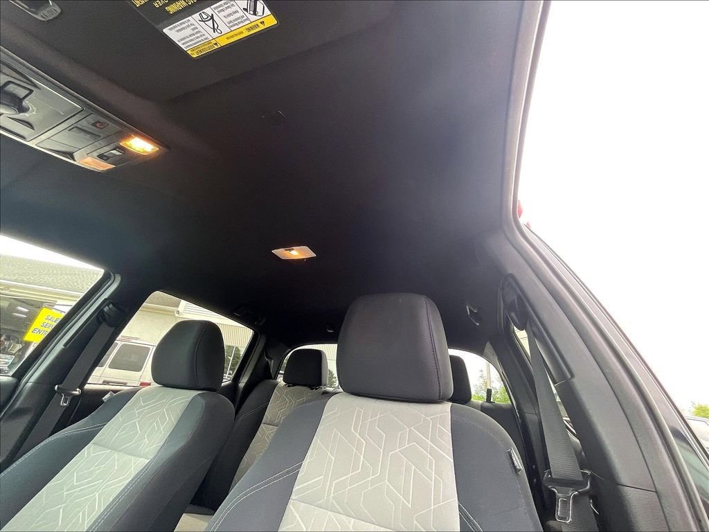 Used 2022 Toyota Tacoma TRD Off-Road w/ Technology Package AWD/4WD image 7
