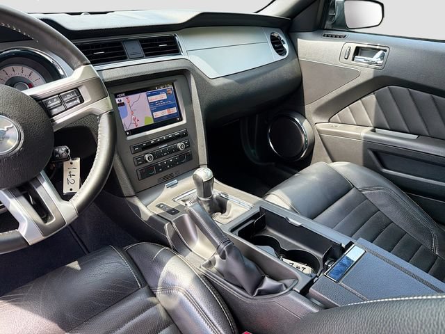 Used 2011 Ford Mustang GT Premium w/ Electronics Pkg RWD image 21