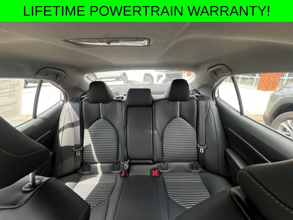 Used 2024 Toyota Camry SE FWD image 13