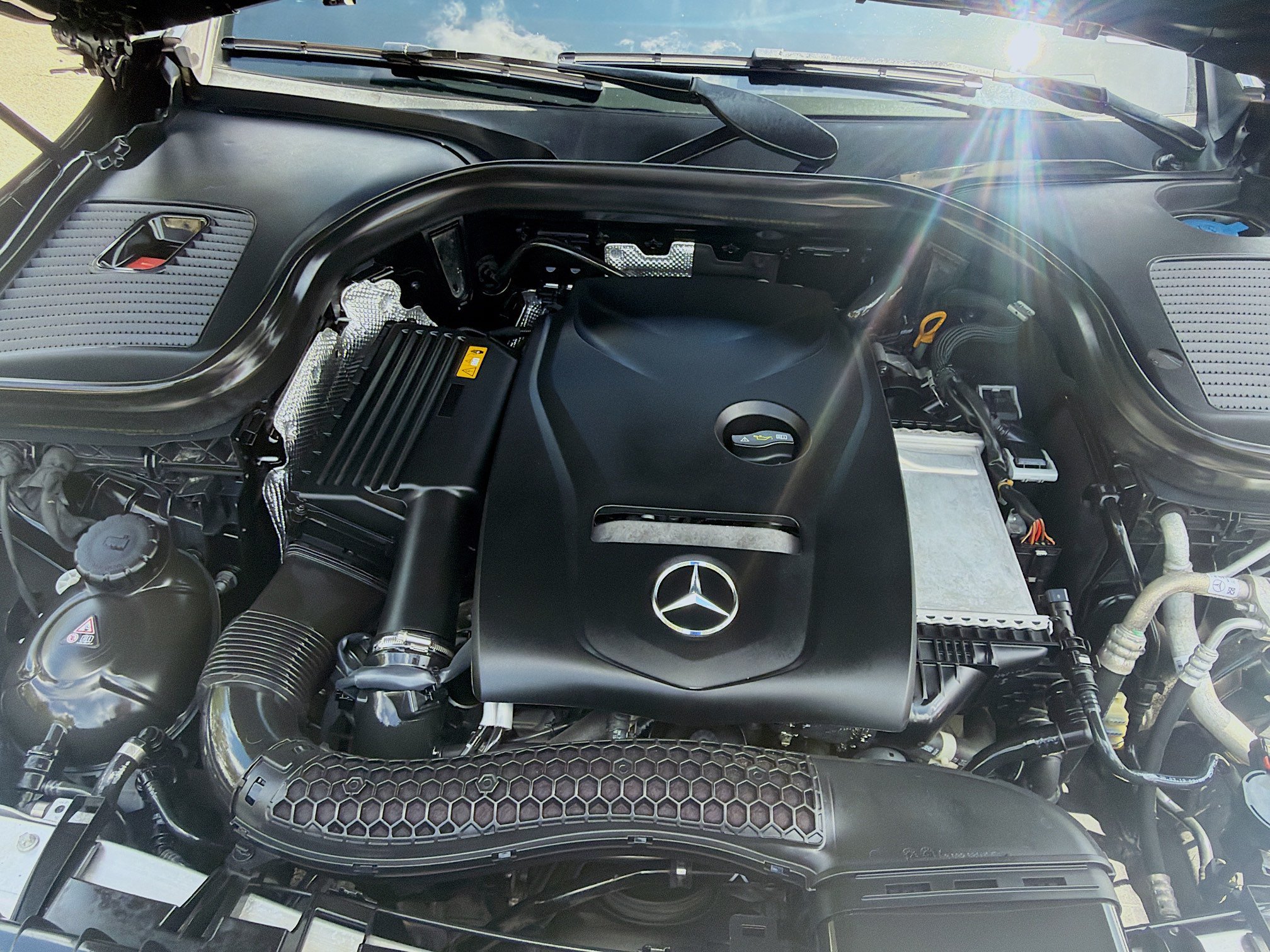 Used 2019 Mercedes-Benz GLC 300 4MATIC image 33