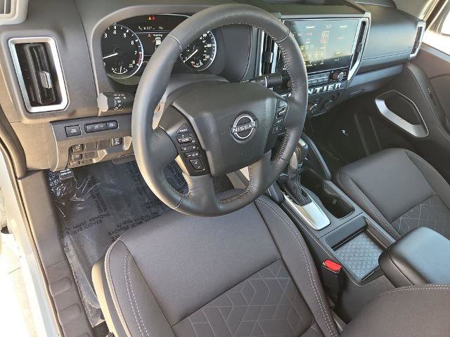 Certified 2025 Nissan Frontier SV w/ SV Convenience Package image 11