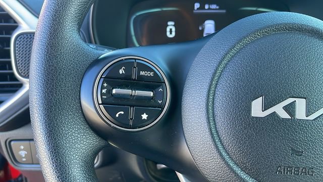 Used 2024 Kia Soul LX w/ Option Group 015 image 17