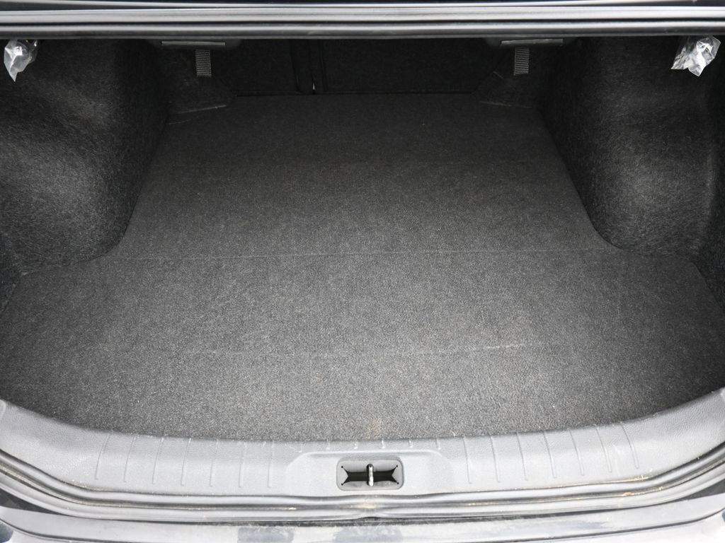 Used 2019 Nissan Altima 2.5 SV image 14