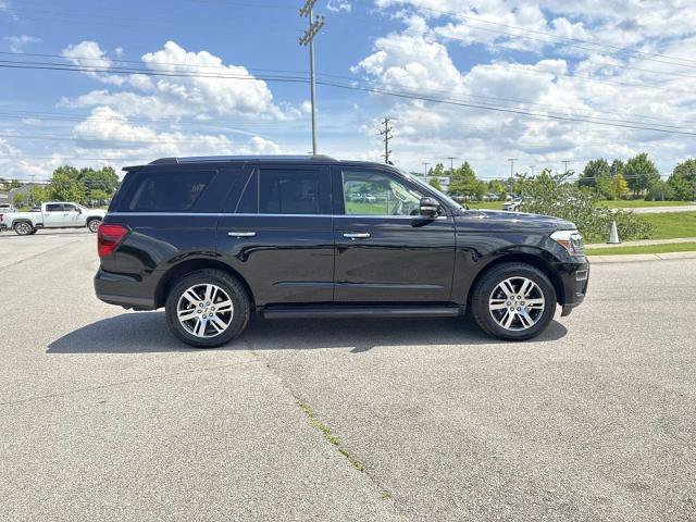 Certified 2024 Ford Expedition Limited AWD/4WD image 4