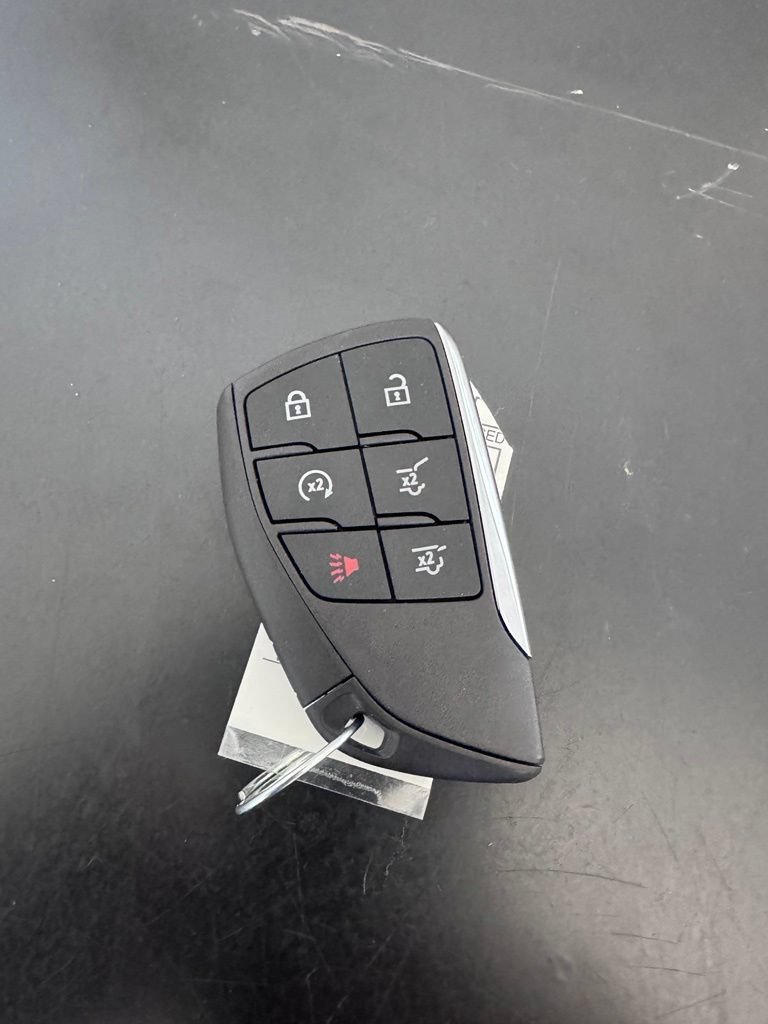 Used 2024 GMC Yukon AT4 w/ Technology Package AWD/4WD image 69