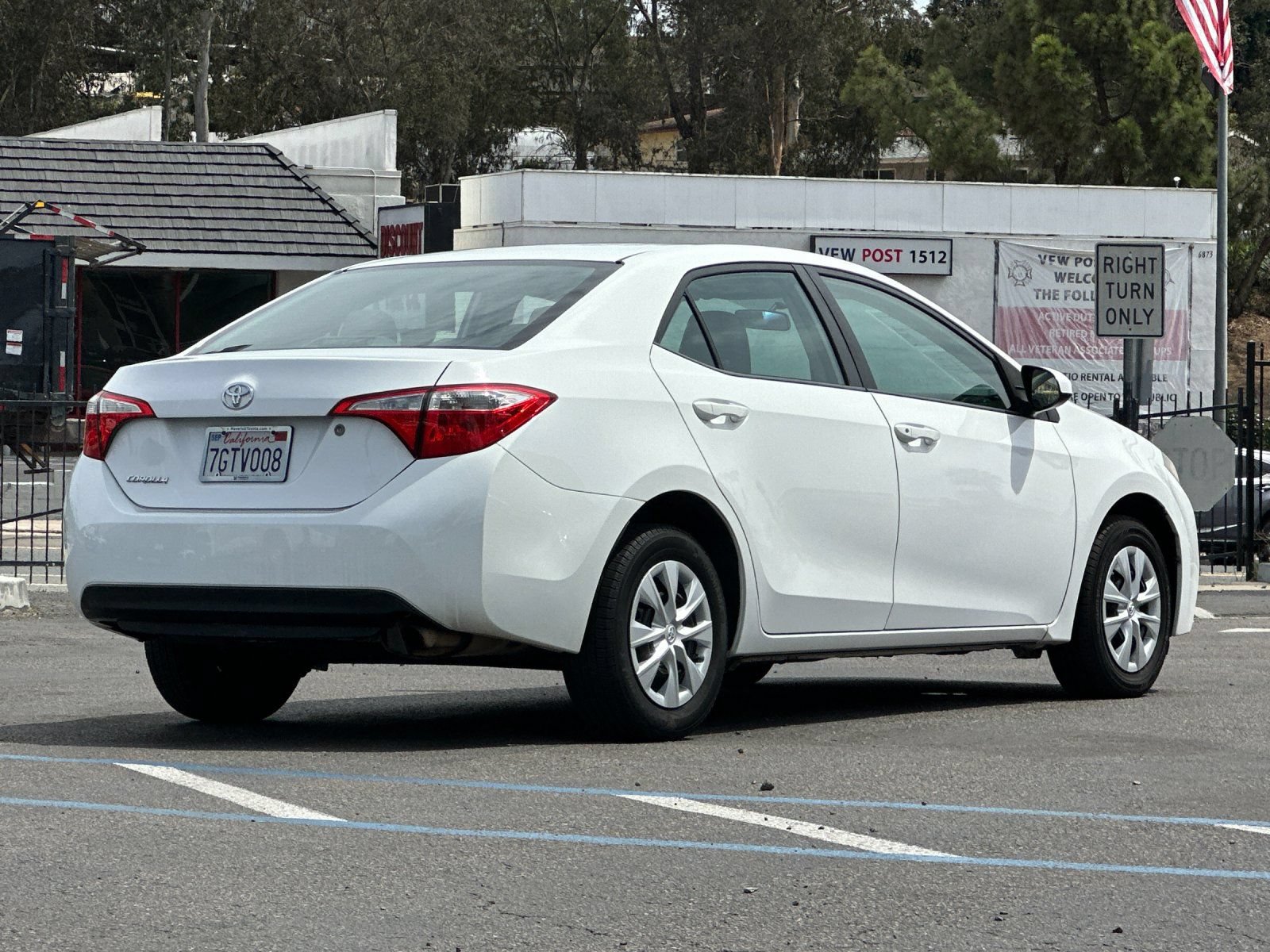 Used 2014 Toyota Corolla L FWD image 5