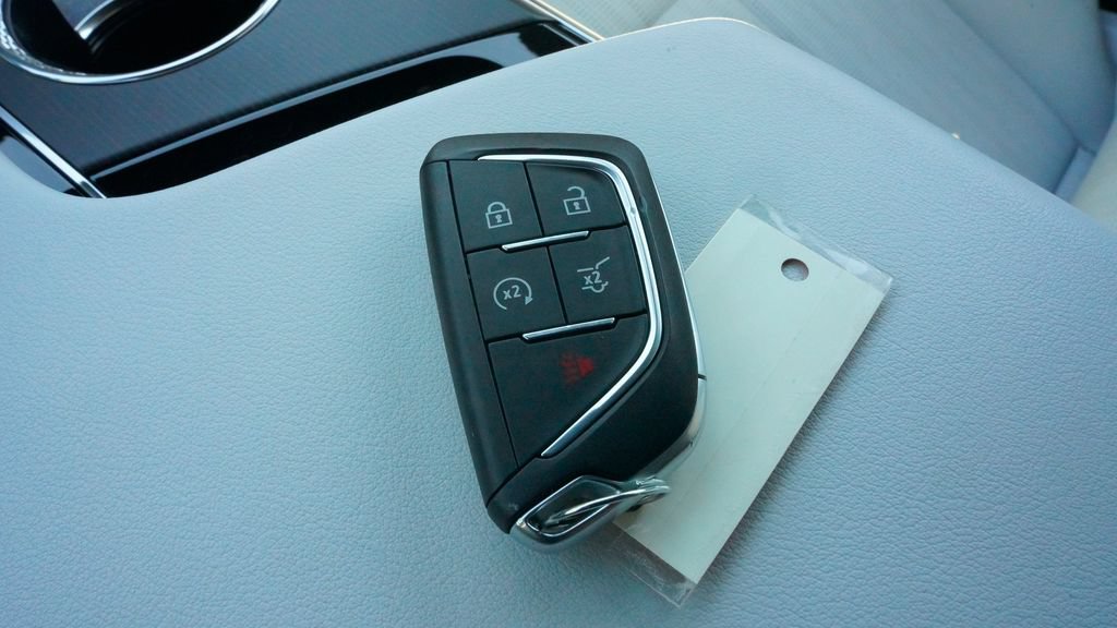 Certified 2024 Cadillac Lyriq Sport AWD/4WD image 23
