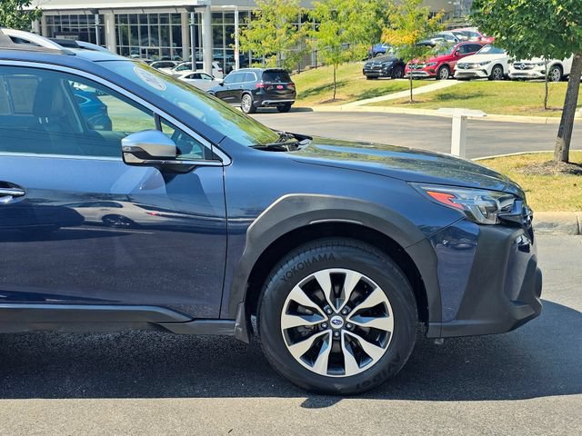 Used 2024 Subaru Outback Touring XT AWD/4WD image 3