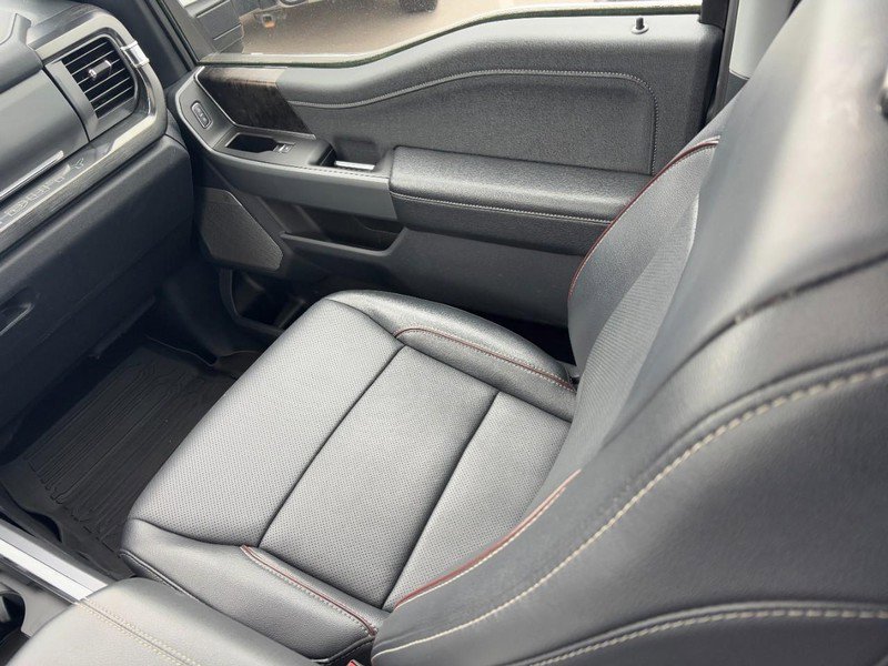 Used 2024 Ford F350 Lariat w/ Chrome Package image 15