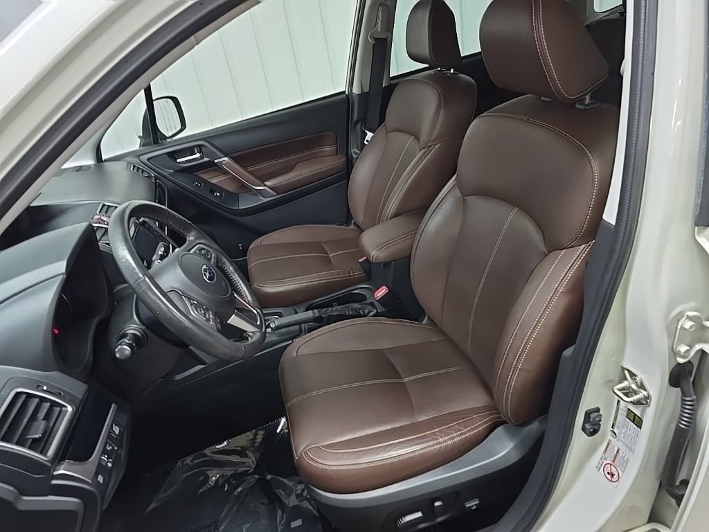 Used 2017 Subaru Forester 2.5i Touring AWD/4WD image 34