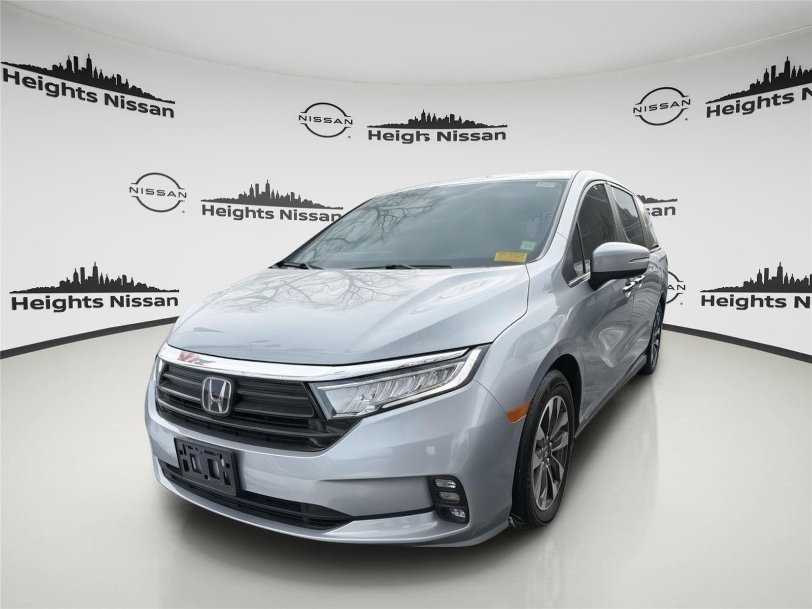 Used 2023 Honda Odyssey EX-L image 4