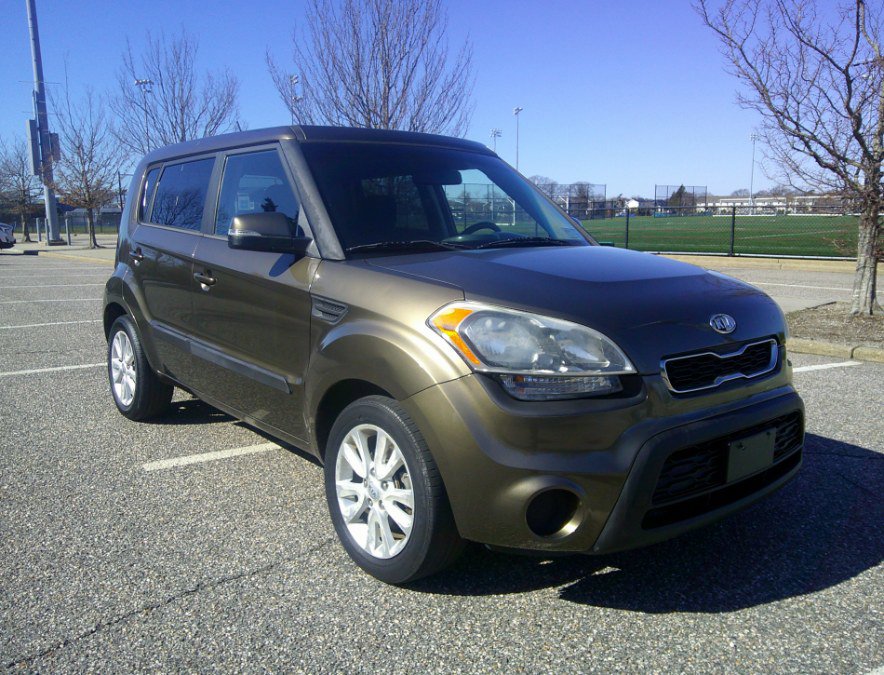 Used 2012 Kia Soul + image 2