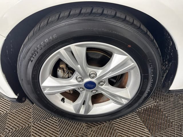 Used 2014 Ford Focus SE FWD image 26
