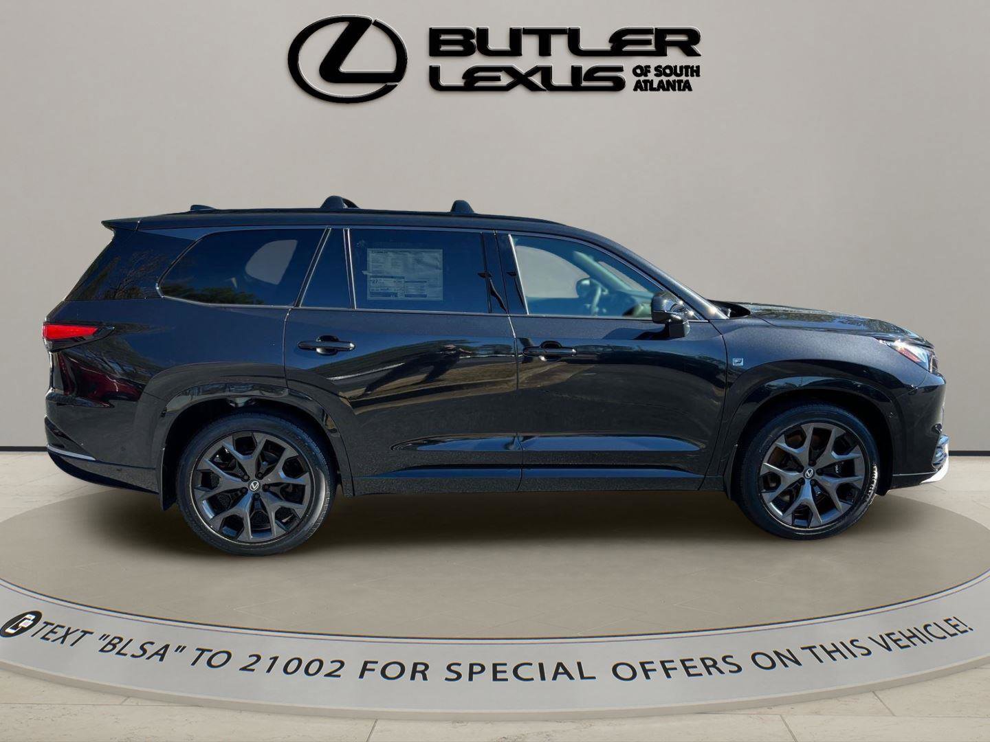 New 2026 Lexus TX 500h AWD image 4