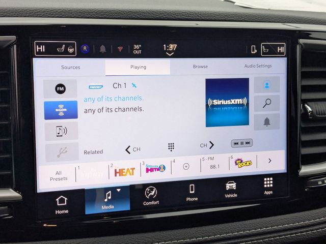 New 2026 Chrysler Pacifica Select w/ S Appearance Package image 18