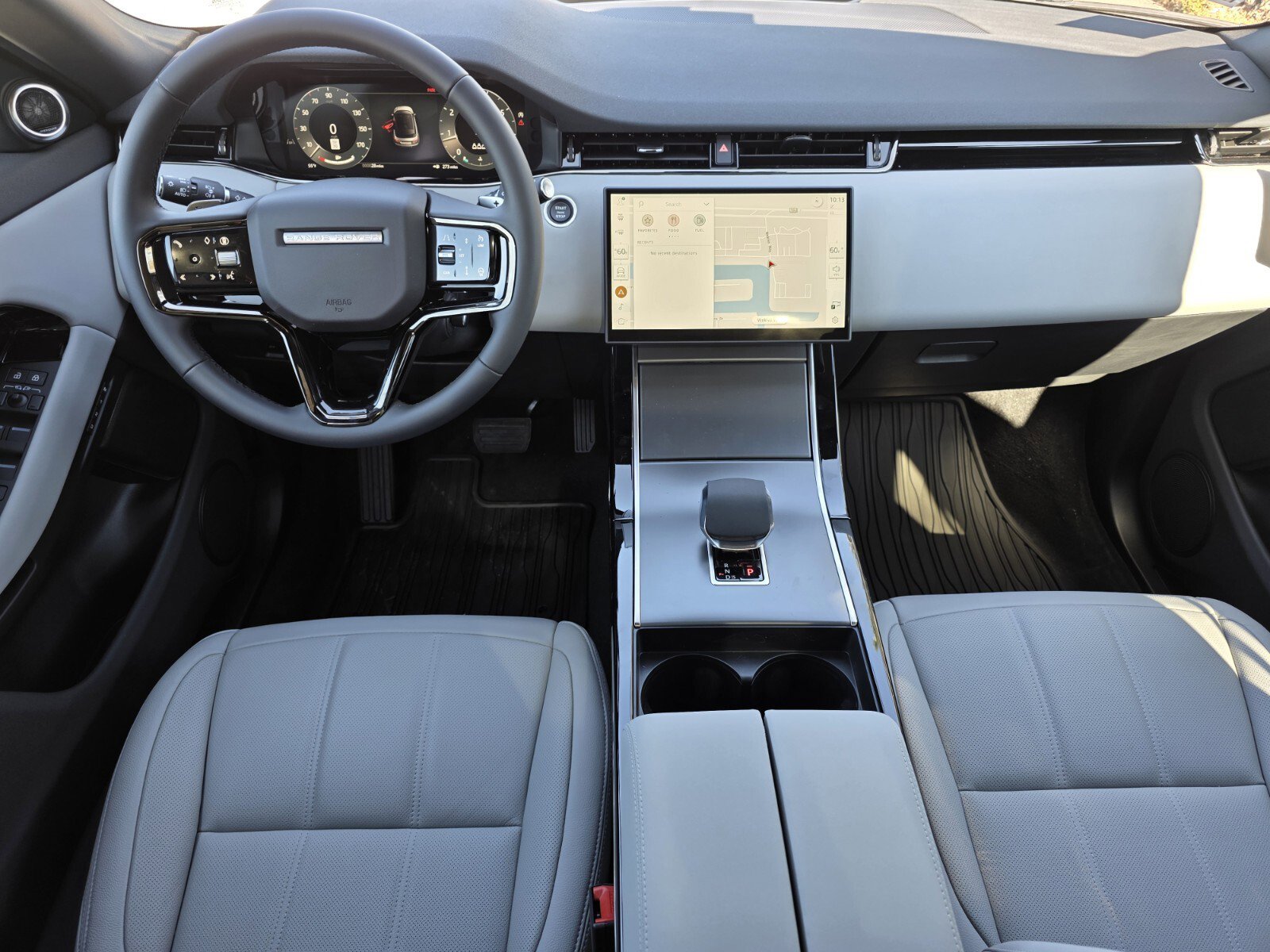 New 2026 Land Rover Range Rover Evoque S image 4