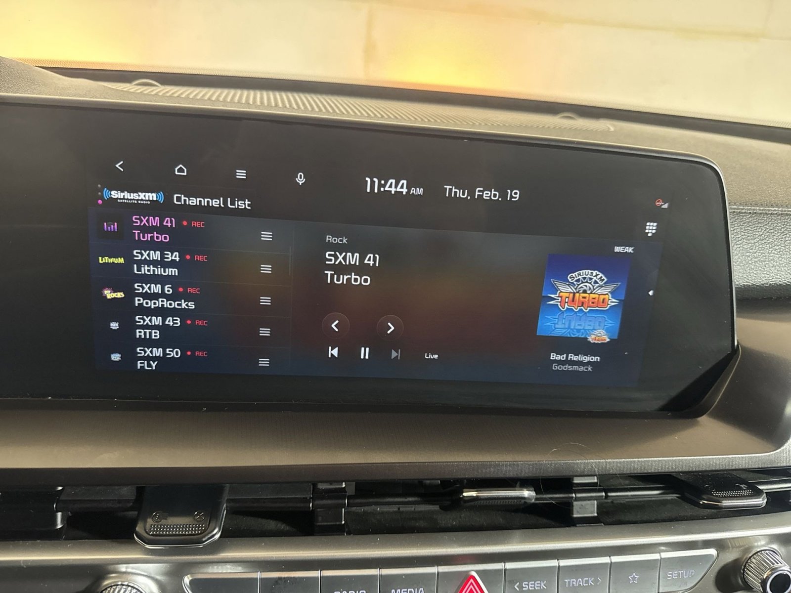 Used 2024 Kia Telluride S w/ S Sunroof Package image 18