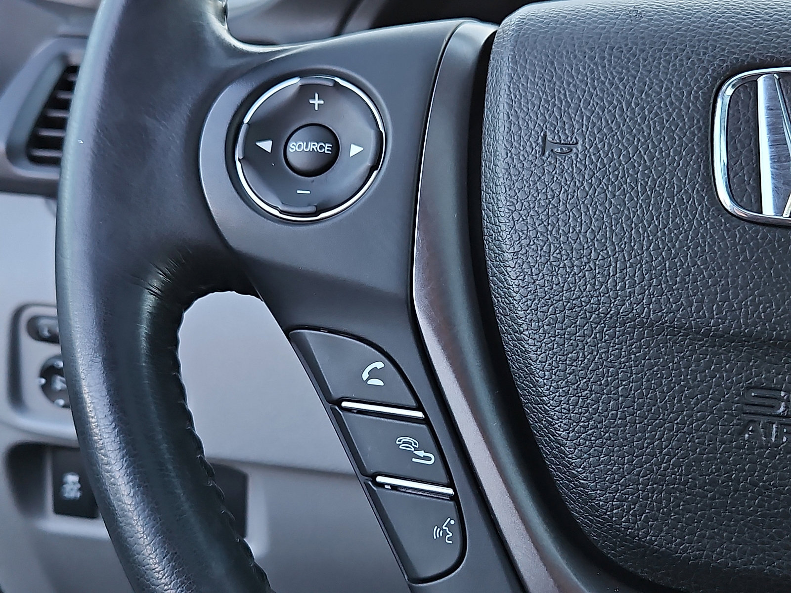 Used 2019 Honda Ridgeline RTL image 24